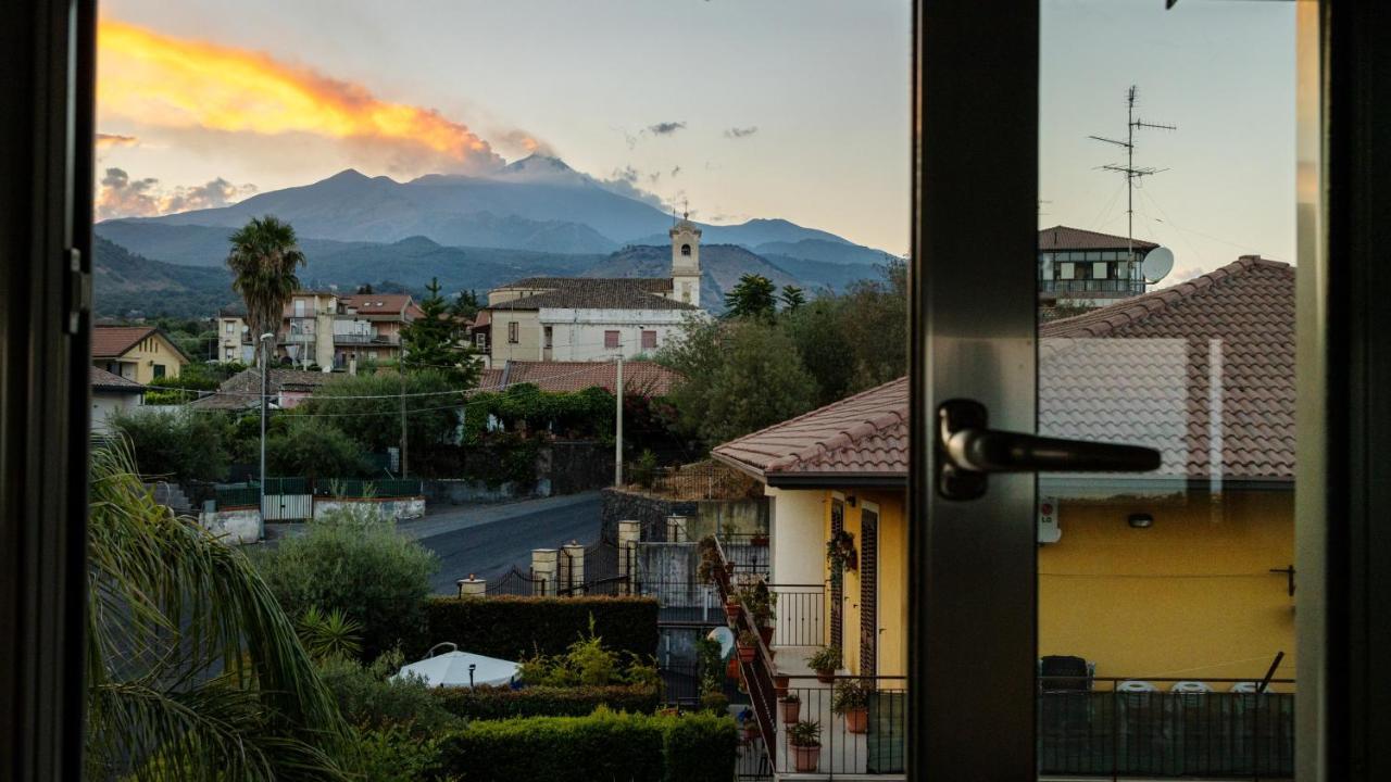 Zaffiro Lavico Rooms Etna Nature Sea Acireale Exterior photo