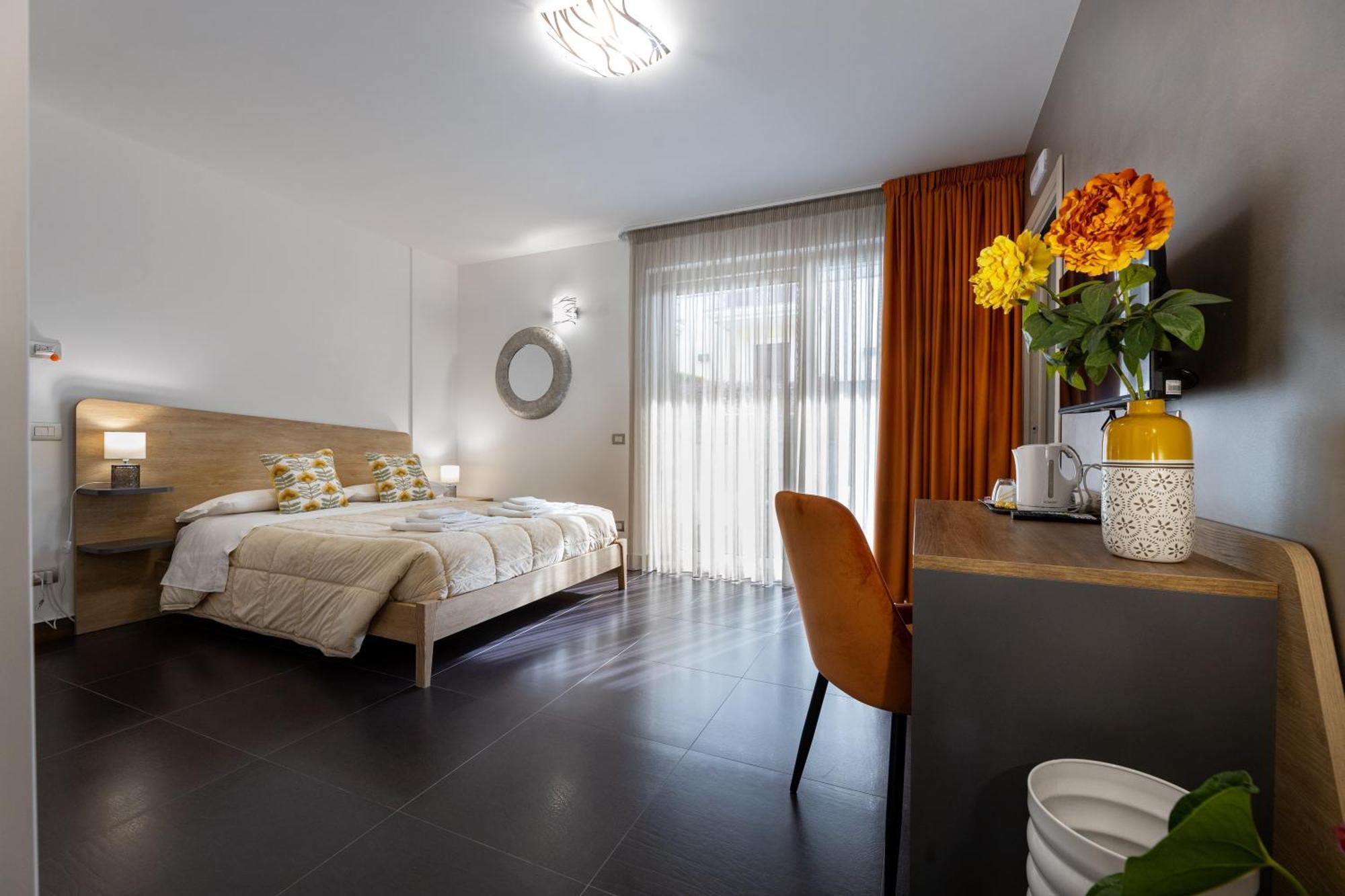 Zaffiro Lavico Rooms Etna Nature Sea Acireale Exterior photo
